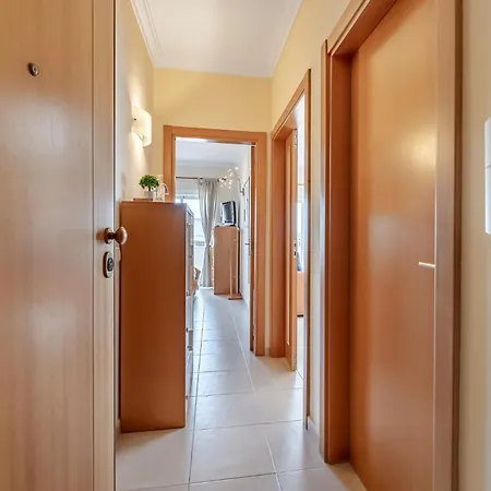 Apartment Aquarius In Portimao