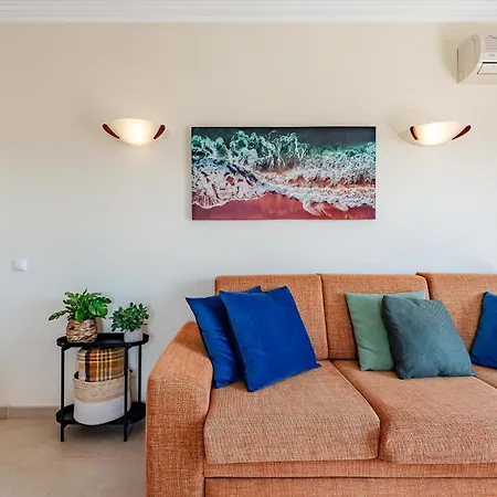 Aquarius In Apartment Portimão